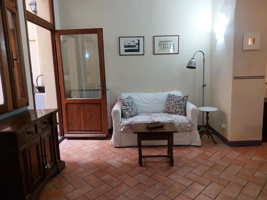 Laura Apartment In The Heart Of Florence Exterior photo