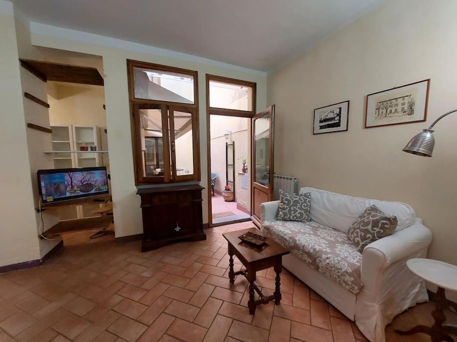 Laura Apartment In The Heart Of Florence Exterior photo