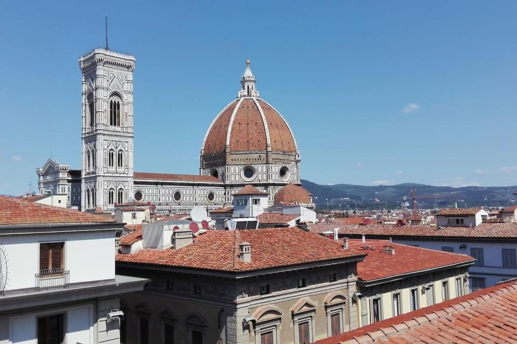 Laura Apartment In The Heart Of Florence Exterior photo